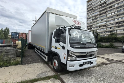 Dongfeng 120C Шторно-Бортовой