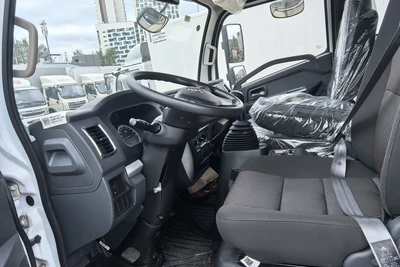 Dongfeng 120C Шторно-Бортовой