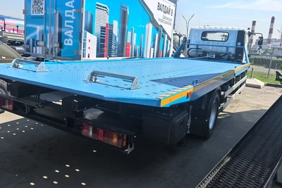 Валдай 12 Эвакуатор со сдивижной платформой